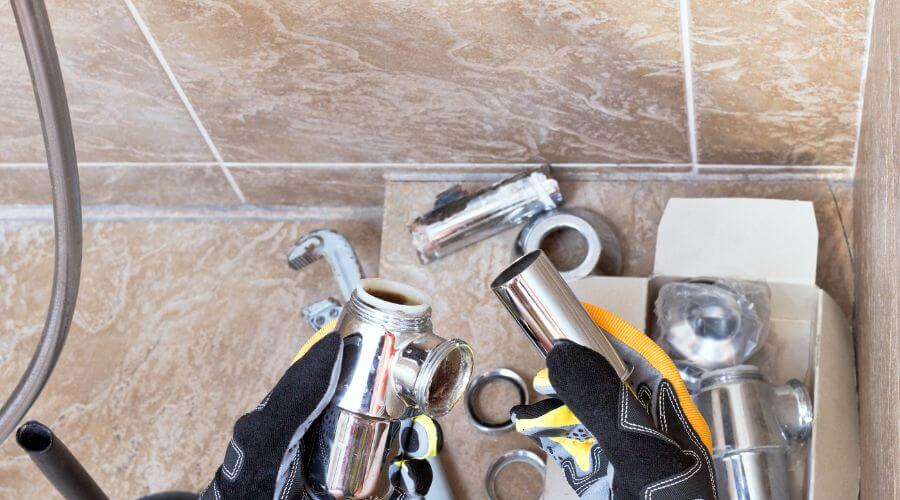 Professional gutter cleaning in Spruce Pine, NC